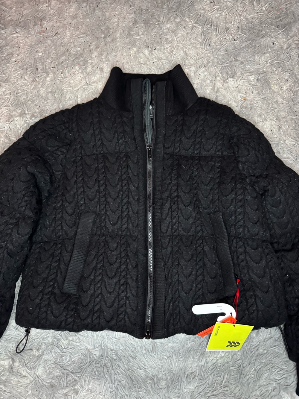 All In Motion Women’s Cable Knit Puffer Jacket - Black Size Medium NWT - Picture 6 of 11